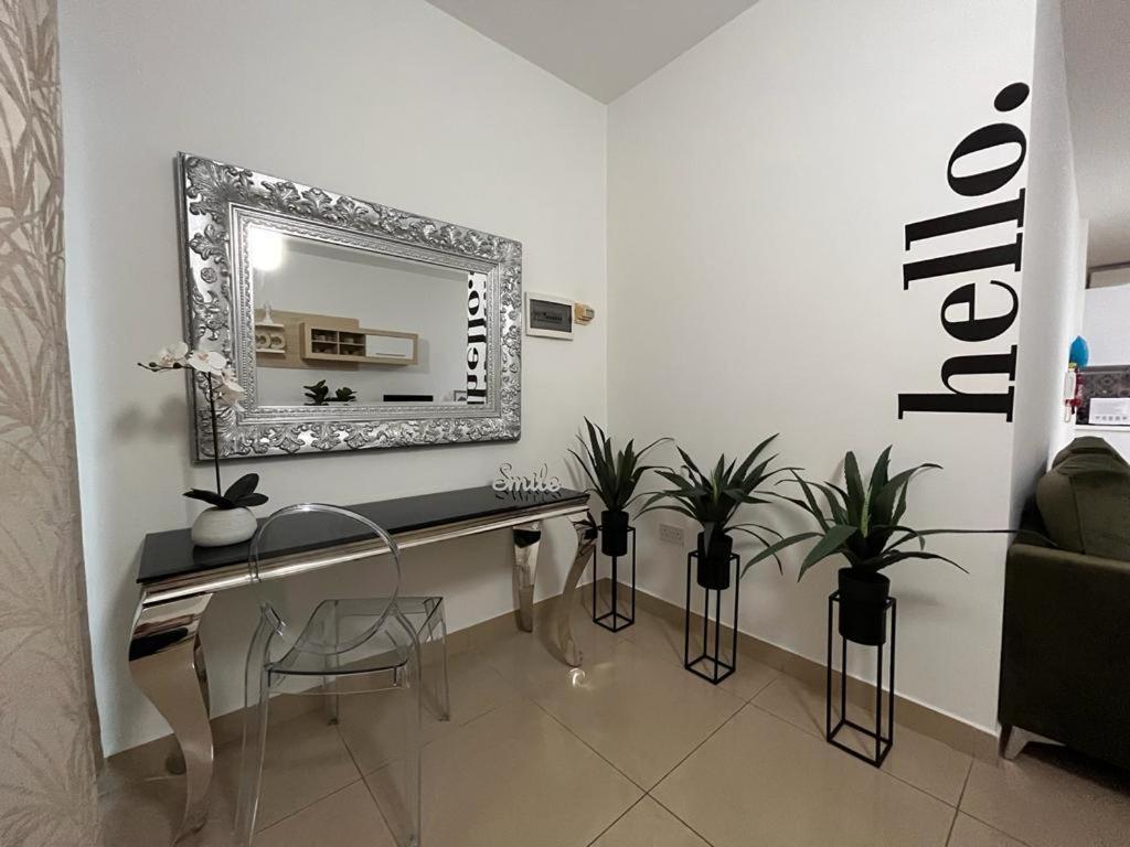 Crimson Court Apartment Is-Swieqi ภายนอก รูปภาพ
